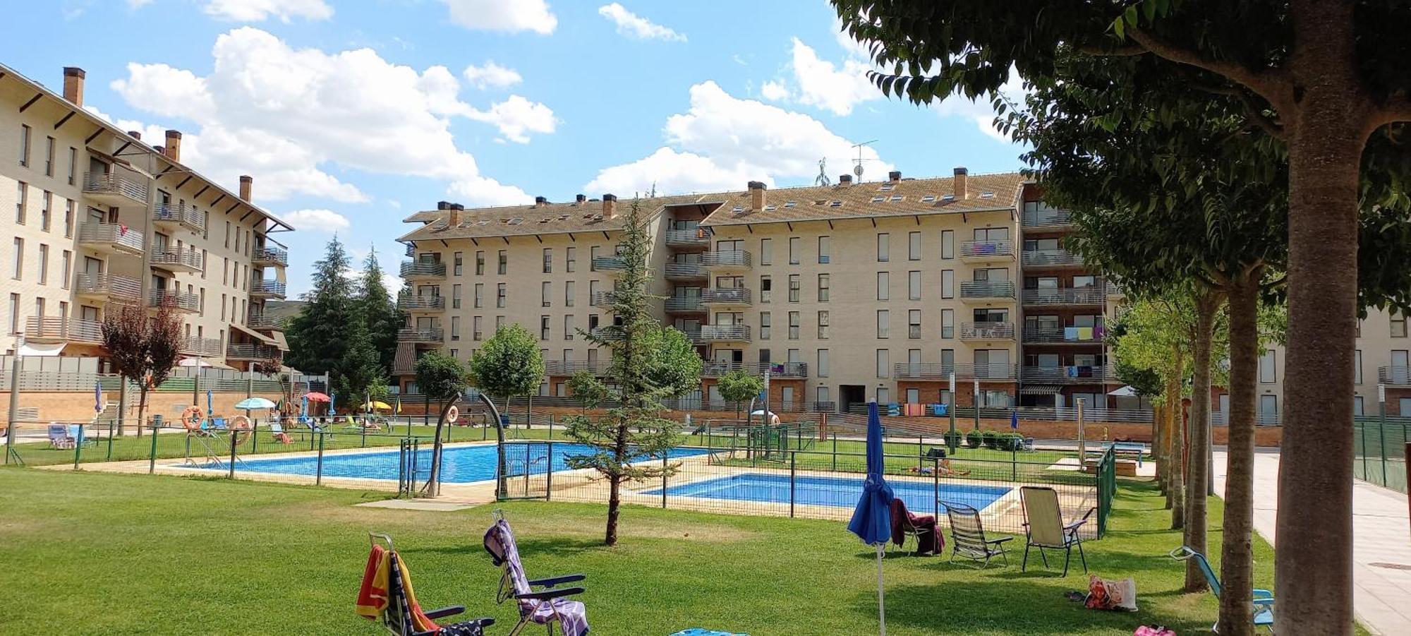 Appartement Pilartxo Jaca Extérieur photo